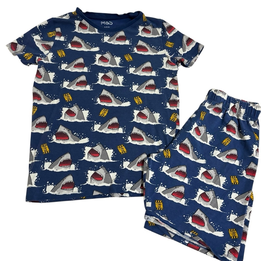 Marks and Spencer boy’s shark pajamas shorts set size 9-10